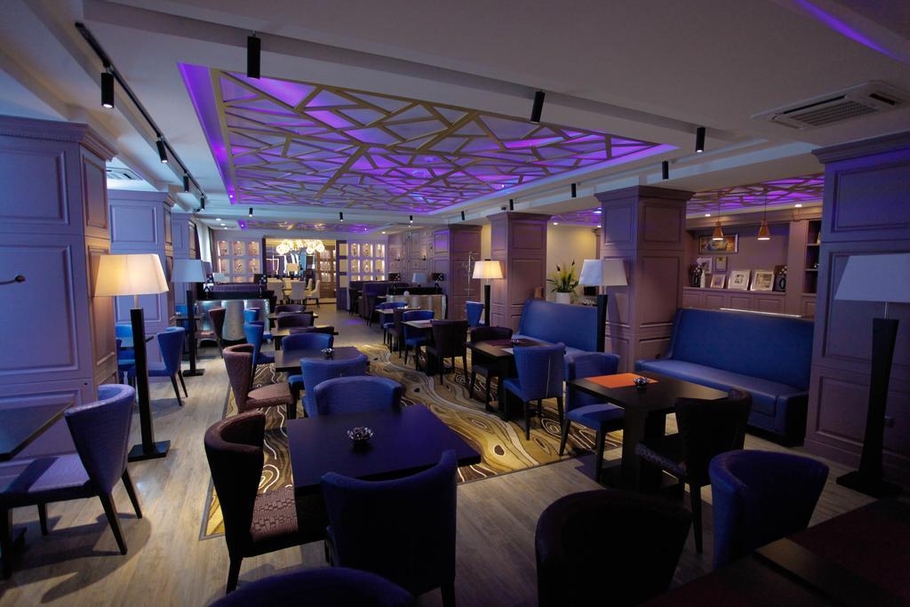 Absolute Hotel Nur-Sultan  Exterior photo