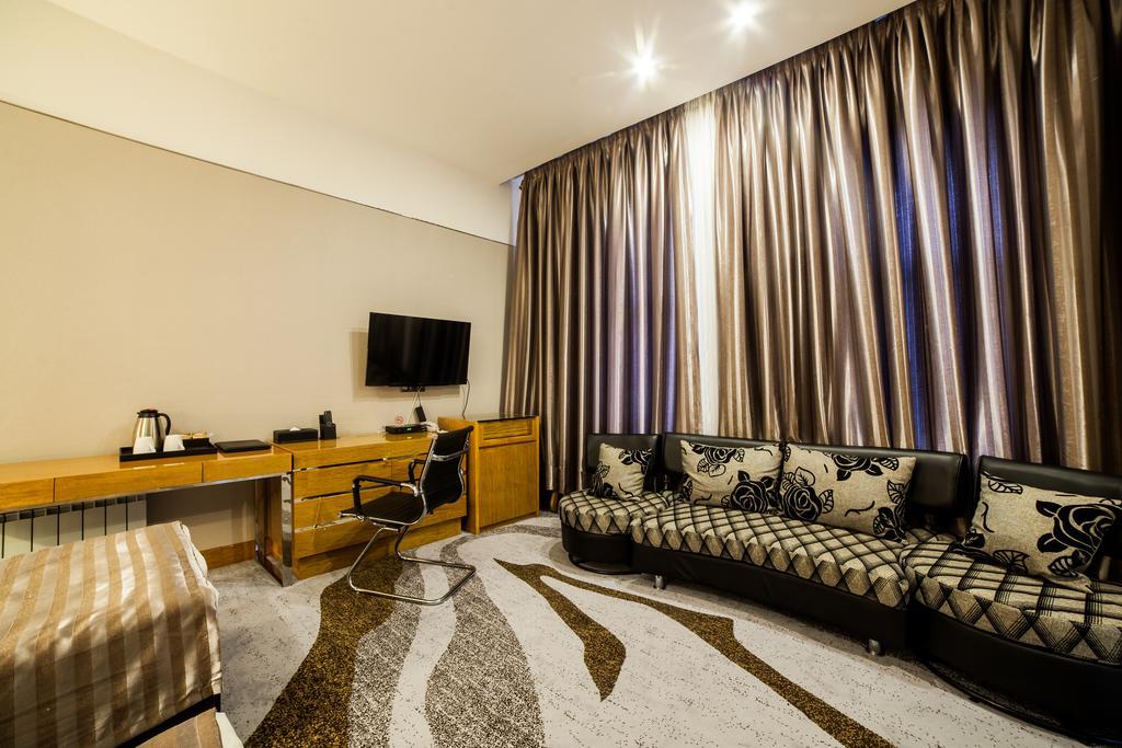 Absolute Hotel Nur-Sultan  Room photo